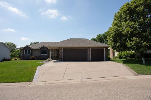 7873 28th St, Saint Paul MN  55128-4803 exterior