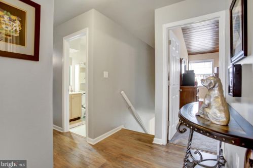 16 Mill Pond Dr, Lancaster PA  17603-7411 exterior