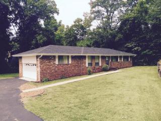 3648 Larry Ln, Chattanooga, TN 37412-1812