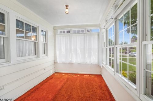 162 Cedar St, Outwater, NJ 07026-2702