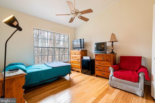 5 Casino Ct, Silver Spring MD 20906-5953 exterior