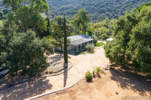 31050 Lilac Rd, Valley Center, CA 92082-3335