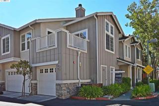 10626 Roys Hill Ln, Pleasanton, CA 94568-5552