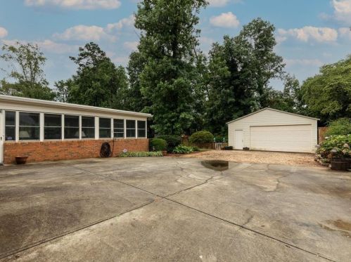 803 Angevine Ct, Lilburn, GA 30047-4208