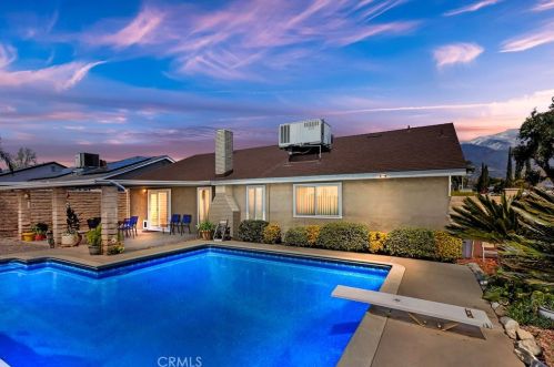 9667 Hamilton St, Rancho Cucamonga, CA 91701-5019