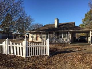 7137 A St, Kingston, OK 73439-2029