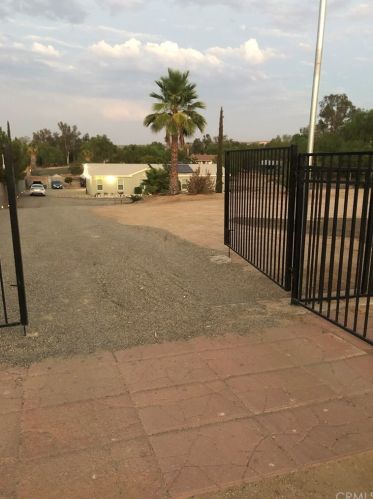20560 Haines St, Perris, CA 92570-8020