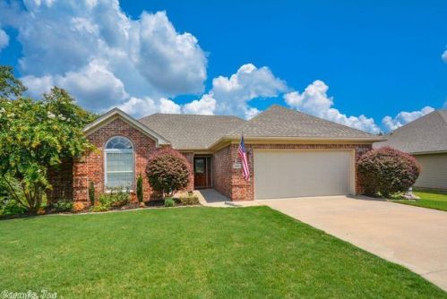 3993 Mountain Crest Cir, Alexander, AR 72002-2295