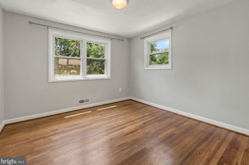 3919 Isbell St, Silver Spring MD 20906-4220 exterior