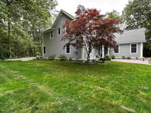 689 Brattleboro Rd, Hinsdale, NH 03451-2375