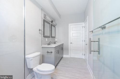 1937 4 St, Philadelphia PA 19140-2417 exterior