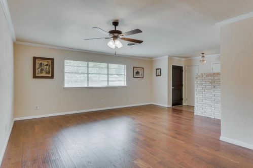 1712 Ridgmar Blvd, Fort Worth TX  76116-2048 exterior