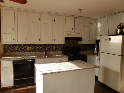 869 Brandy Oaks Ln, Stone Mountain, GA 30088-2032