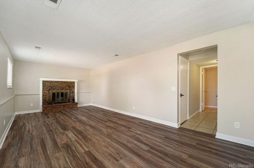 1681 Evanston St, Aurora CO  80012-5777 exterior