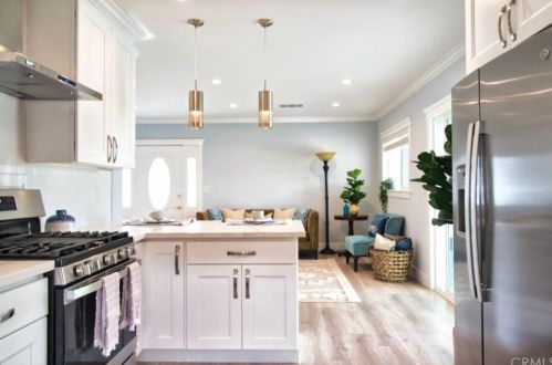 14412 Cordary Ave, Hawthorne CA  90250-8340 exterior