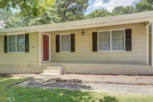 2266 Briarwood Rd, Conyers, GA 30094-5029