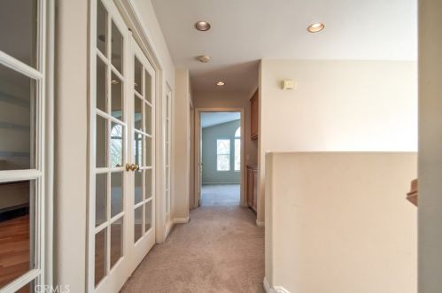 2 Altezza, Irvine CA  92606-8909 exterior