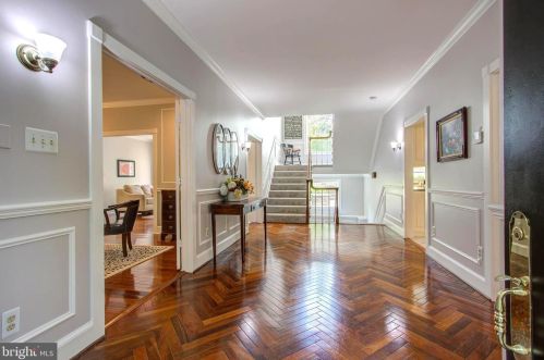 12520 Paradise Spring Rd, Clifton, VA 20124-1625