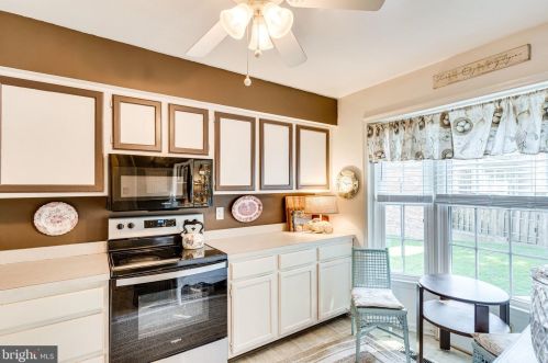 10836 Douglas Ave, Silver Spring MD 20902-5007 exterior