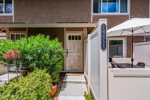 28856 Conejo View Dr, Calabasas, CA 91301-3366