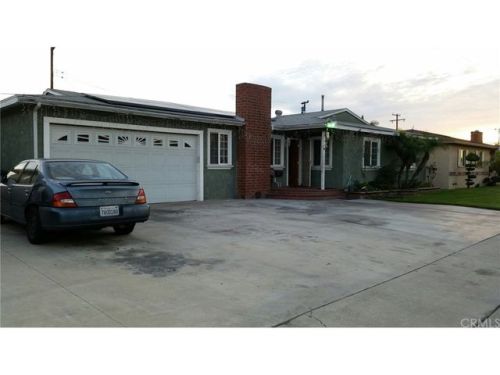 9532 Colchester Dr, Anaheim, CA 92804-4208