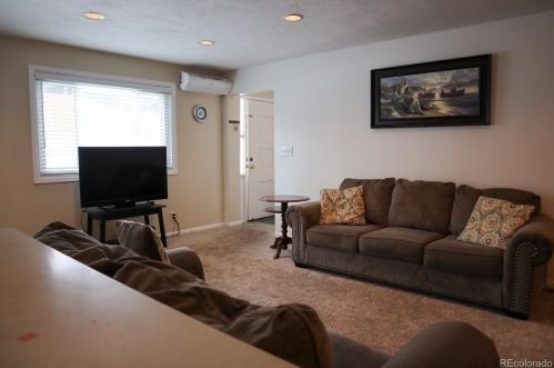 9756 Orangewood Dr, Denver CO  80260-5960 exterior