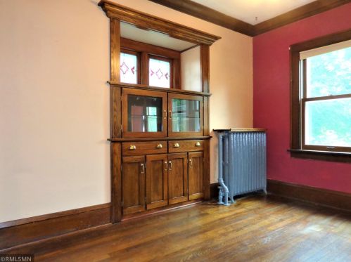 271 Clarence St, Saint Paul MN  55106-6514 exterior