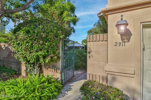 2911 Fanshell Walk, Oxnard, CA 93035-2479