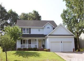 115 Wood Hollow Dr, Cary, NC 27513-4951