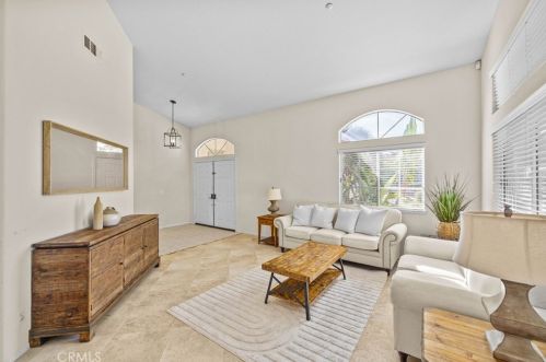 6528 Blackwood St, Riverside CA  92506-6240 exterior