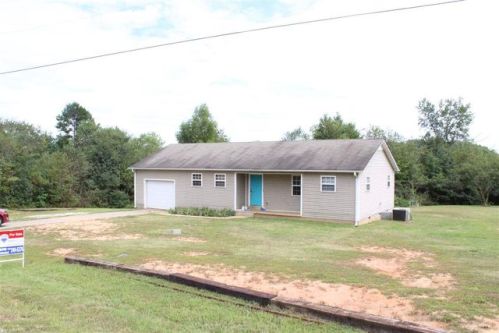 441 Saddle Brook Ln, Lexington, TN 38351-1958
