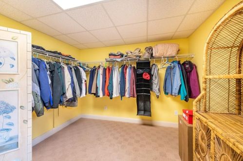 369 Hawkins Rdg, Big Canoe GA 30143-4748 exterior