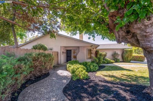 5043 Charlotte Way, Livermore, CA 94550-3530