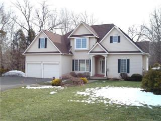 51 Angeli Ct, Kensington, CT 06037-4083