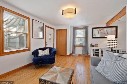 834 Algonquin Ave, Saint Paul MN  55119-3701 exterior