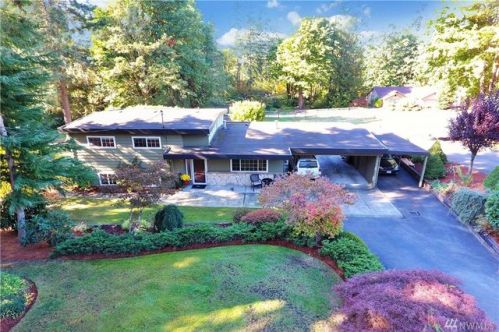 13651 183rd Ave, Seattle, WA 98059-7658
