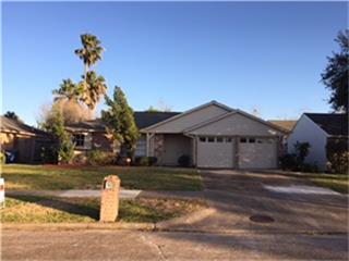 6811 Marisol Dr, Houston, TX 77083-1142
