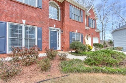 288 Winding Waters Ct, Stone Mountain, GA 30087-6327