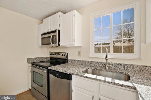 1414 Elm Grv Cir, Silver Spring MD 20905-6060 exterior