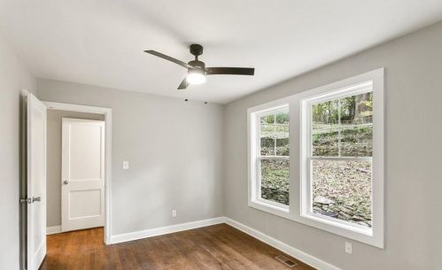 656 Charlotte Pl, Atlanta GA  30318-6375 exterior