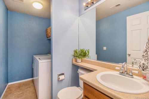 22844 Progress Ave, Denver CO  80015-6553 exterior