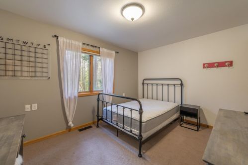 10656 Alder Creek Rd, Truckee CA  96161-2528 exterior