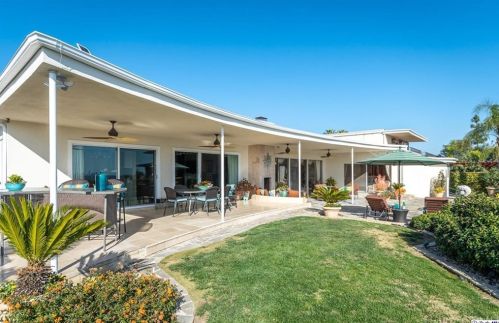1629 Heather Ridge Dr, Glendale CA  91207-1035 exterior