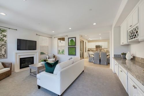22 Silverado, Irvine, CA 92618-8888