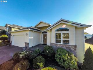 7418 157th Ave, Portland, OR 97236-7831