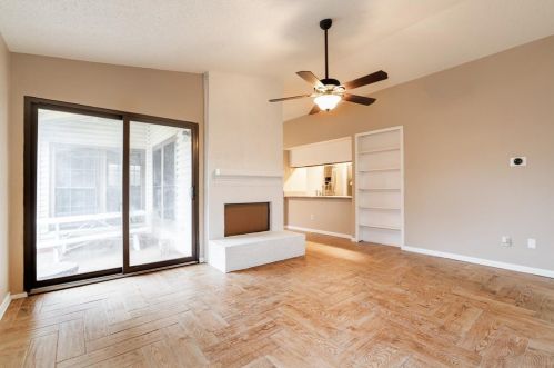 2020 Via Corona, Carrollton TX  75006-4615 exterior