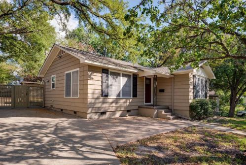 4009 Crescent Dr, Austin TX  78722-1223 exterior