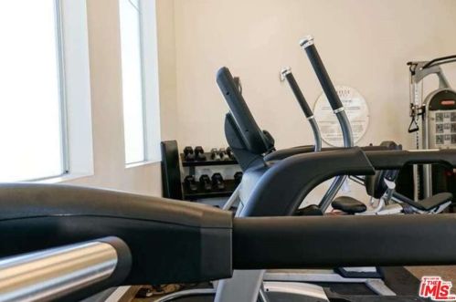 114 Harbor Blvd, Anaheim CA 92801-2421 exterior