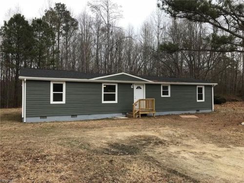 36093 Seacock Chapel Rd, Zuni, VA 23898-3362