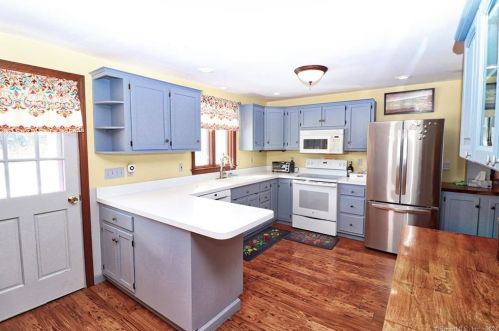 79 Brass Mill Dam Rd, Torrington CT  06790-2702 exterior